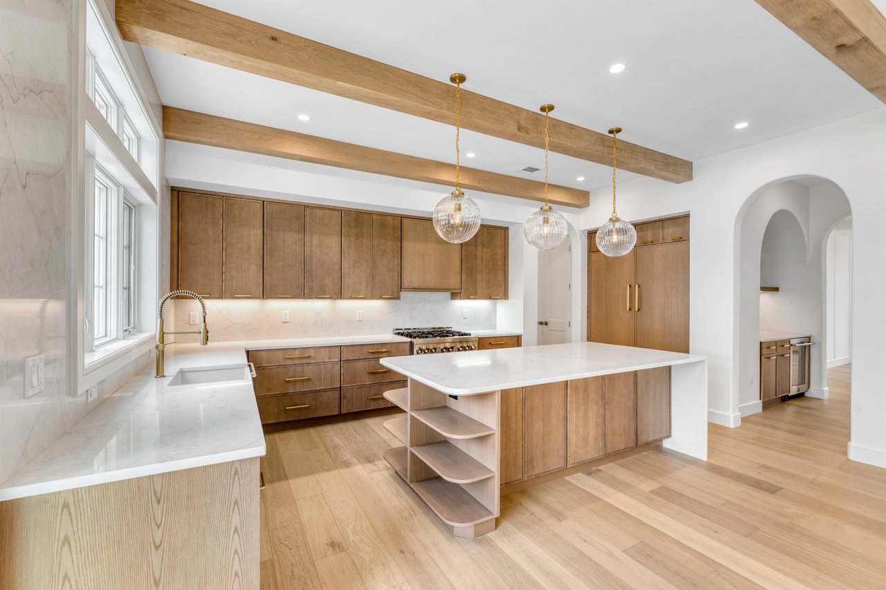 229 Bogert Pl