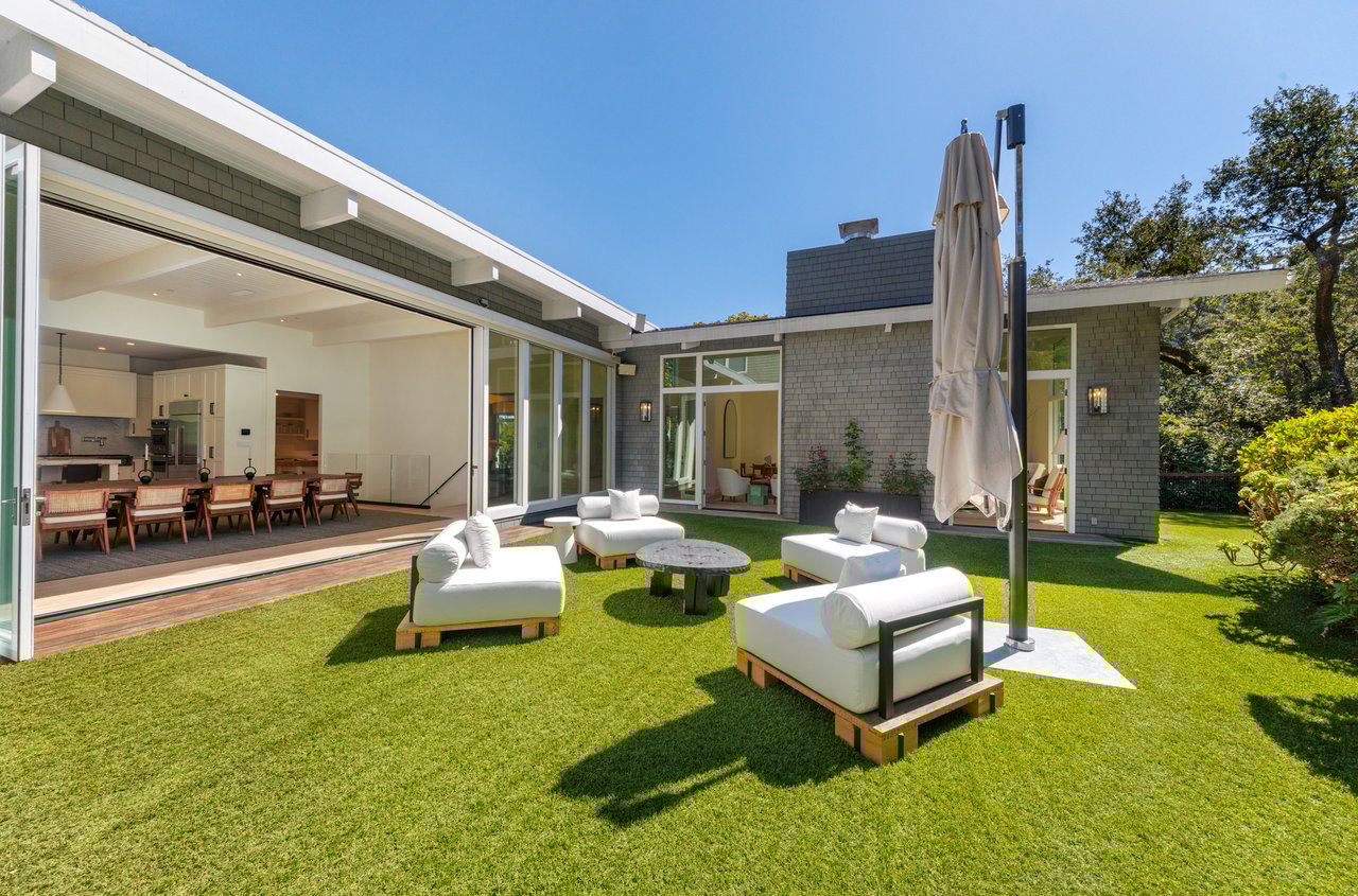 Private, Modern Compound in Premier Ross Location