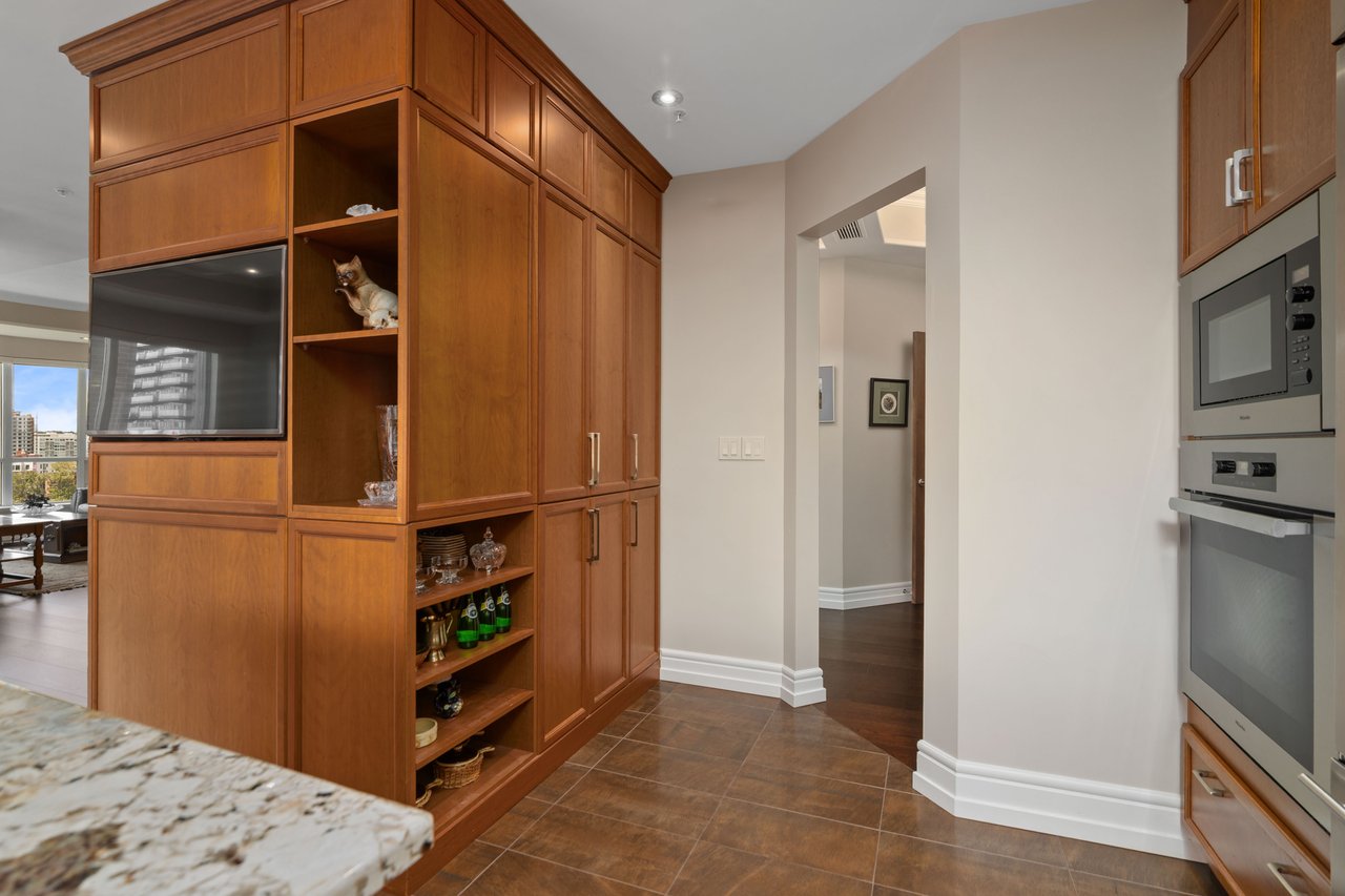 690 Princeton Way SW Unit: 801