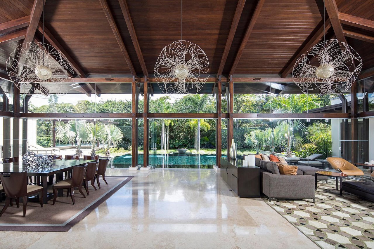 Tropical Single Story Estate, Santa Ana, San Jose