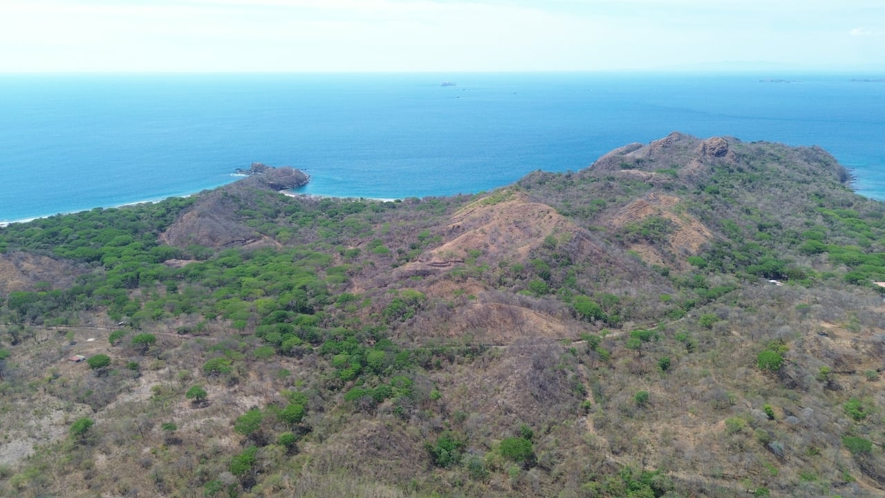 5 HECTARES DEVELOPMENT OPPORTUNITY - PLAYA MINAS