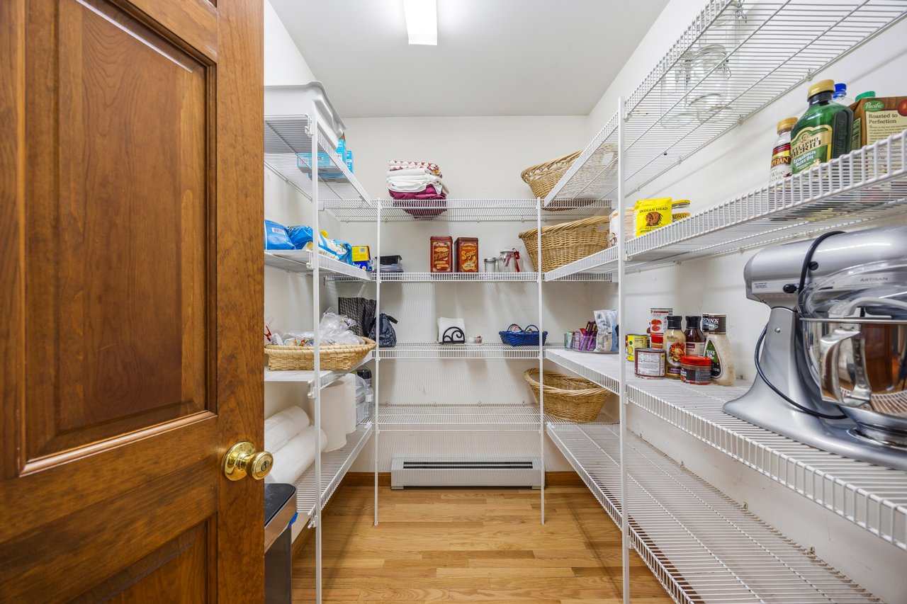 20 Ambrose Circle, Gray