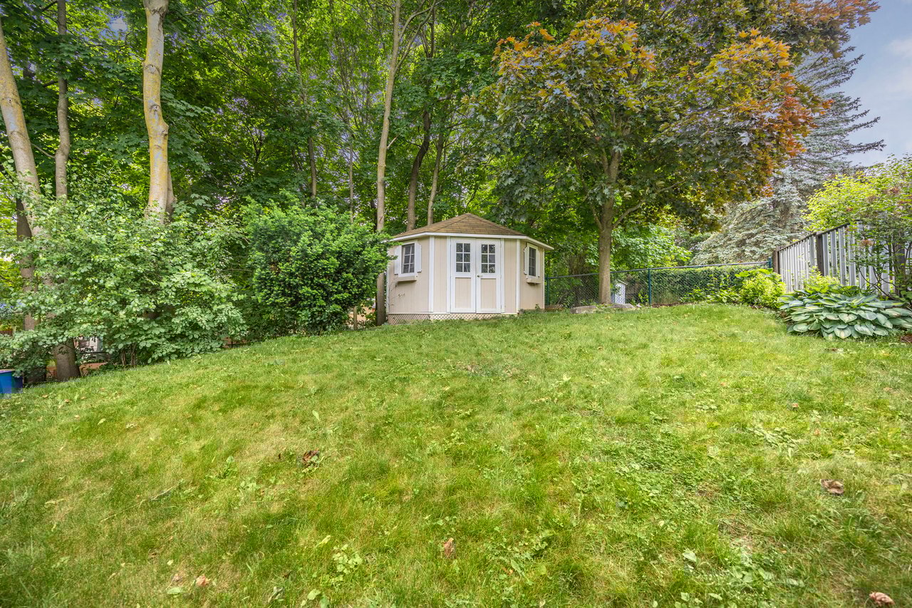 210 Richard Avenue, Newmarket