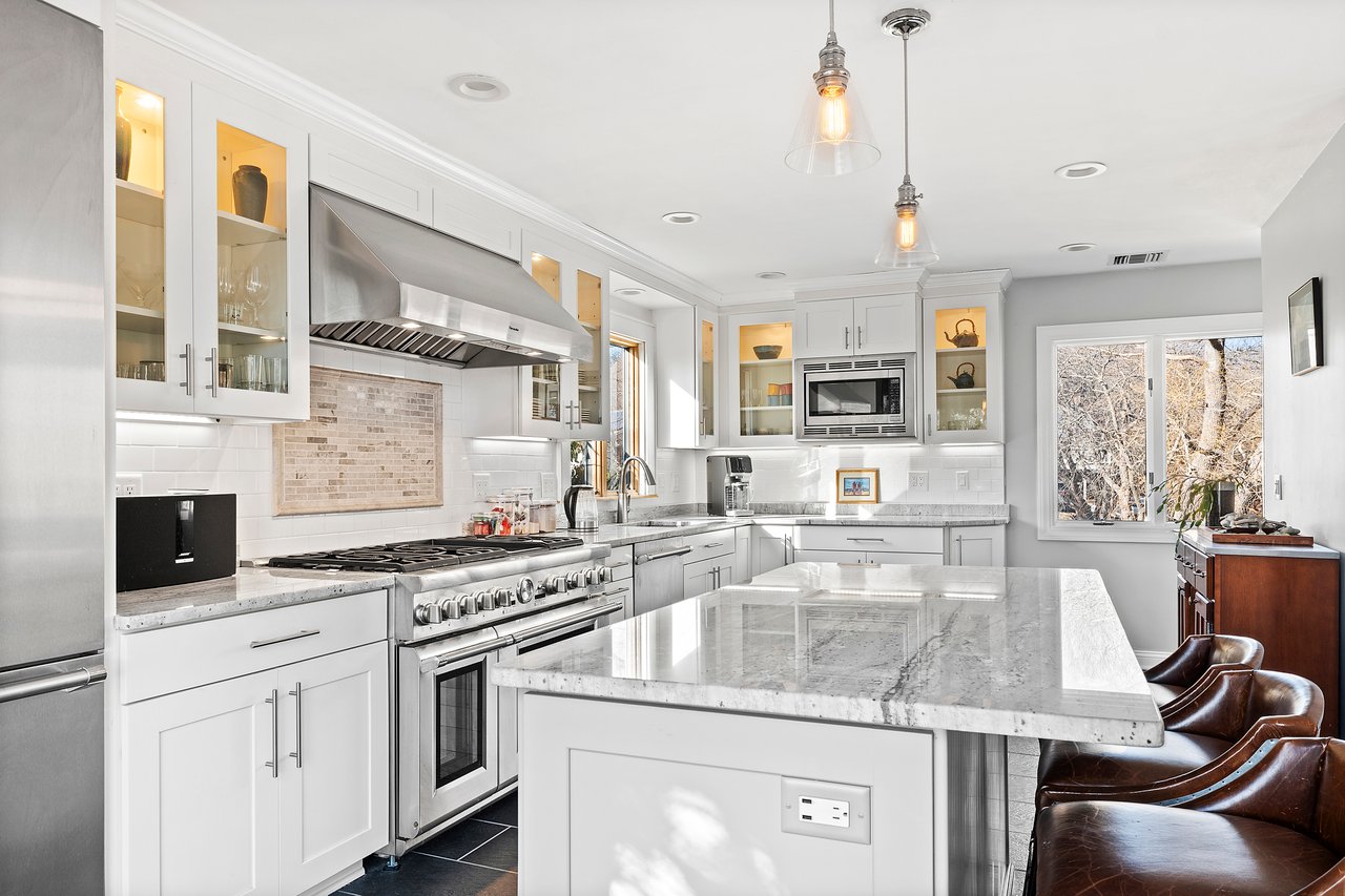 126 Fairview Avenue, Montauk