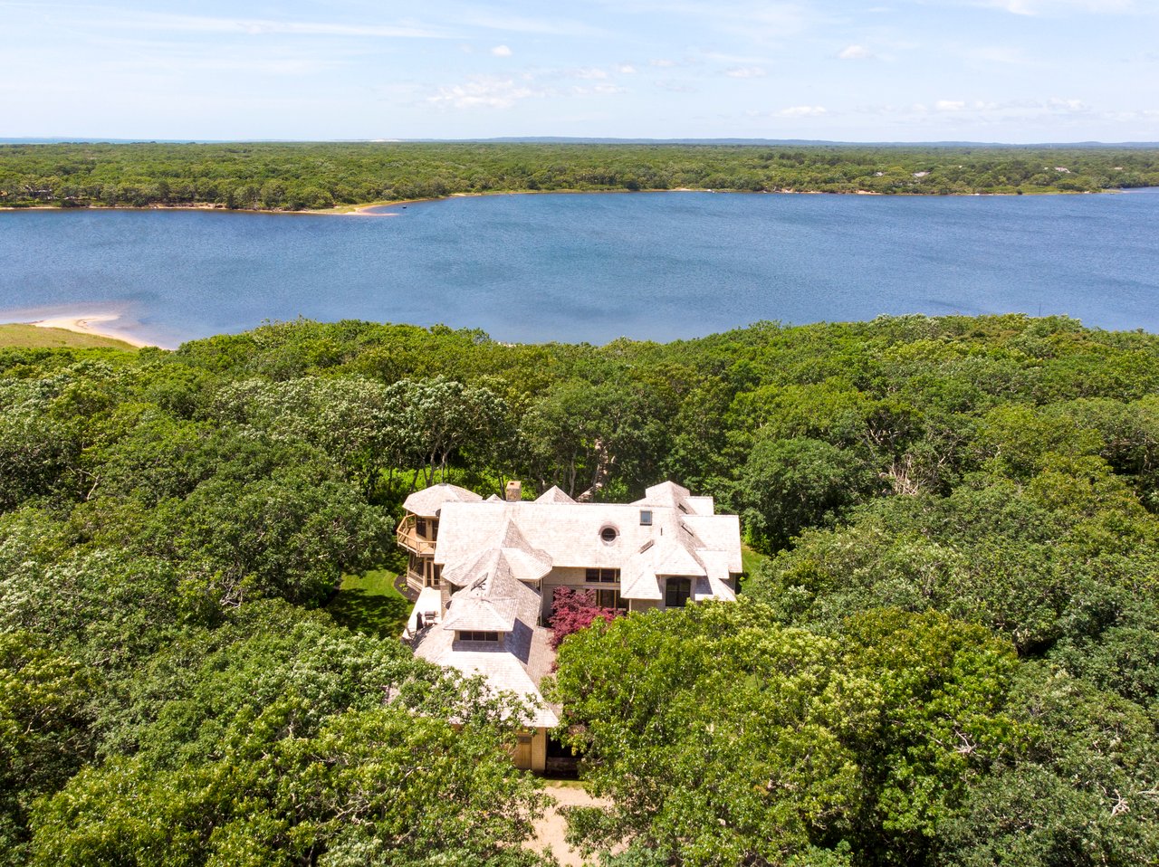 Preparing Your Edgartown Home For A Discreet, High-End Sale