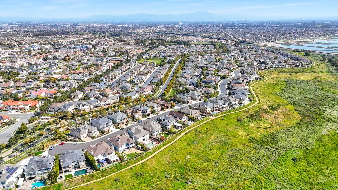 4492 Oceanridge Dr, Huntington Beach