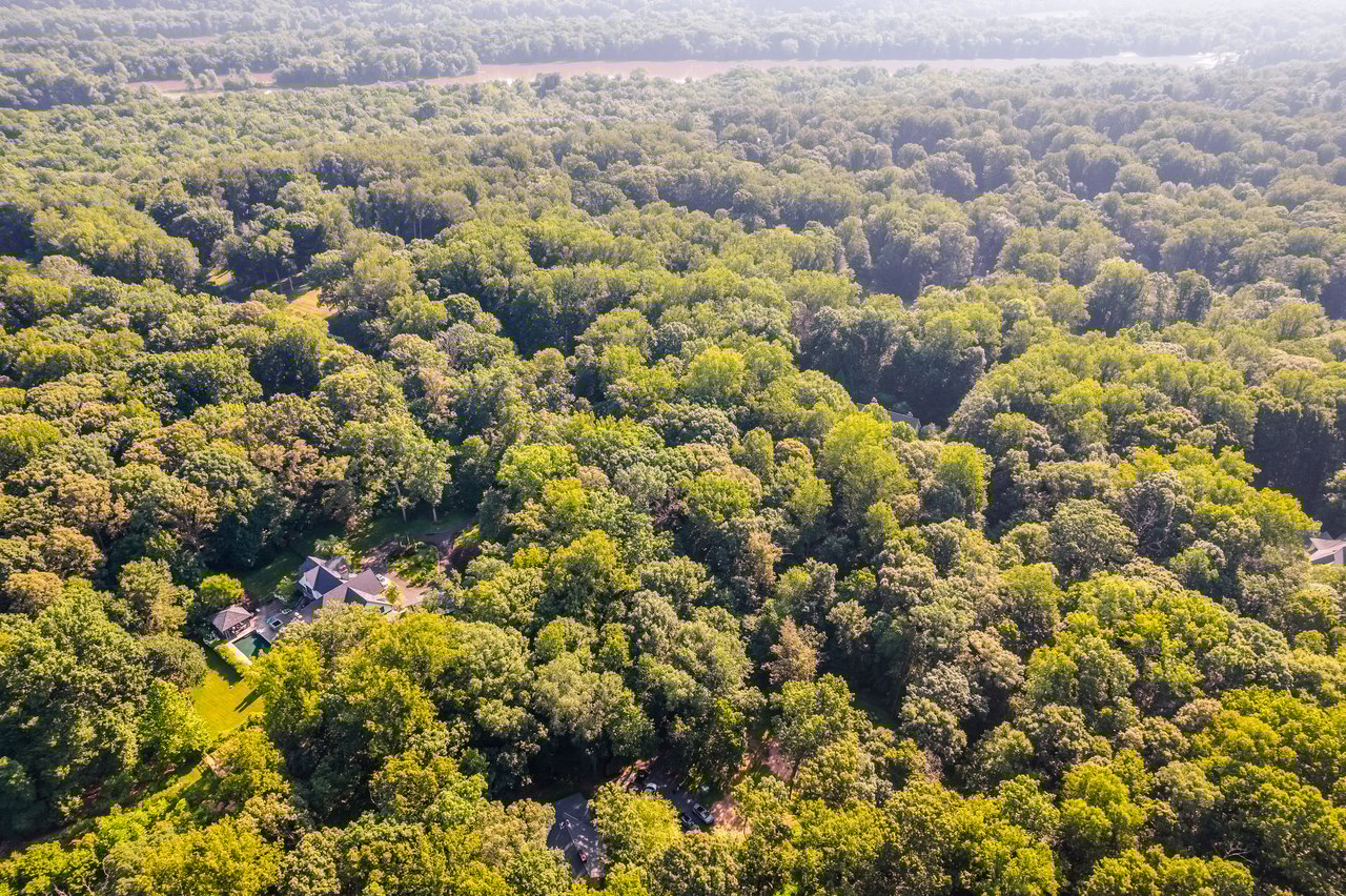 5 Acre Private Exclusive in Great Falls