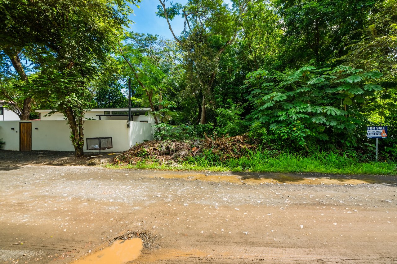 Surfside Lot L16 | Buildable Homesite Near the Beach in Surfside, Playa Potrero