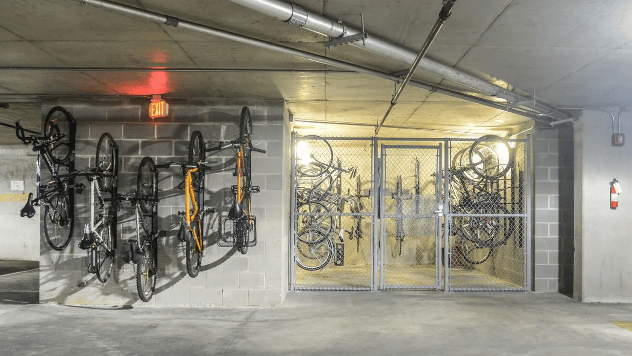 Community of the Year Property! Lease Today and Enjoy Up to 6 Weeks Free on Select Units!*