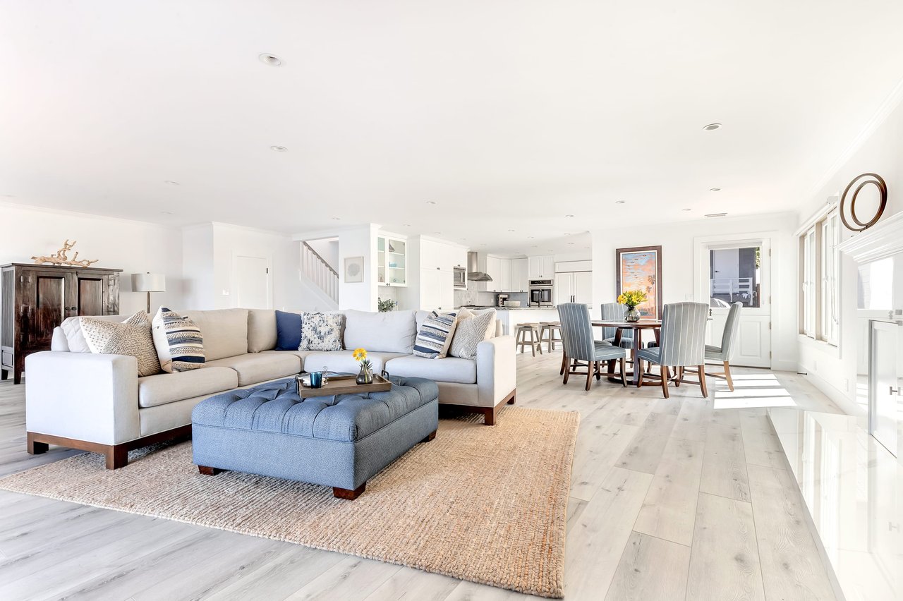 2307 Bayside Drive