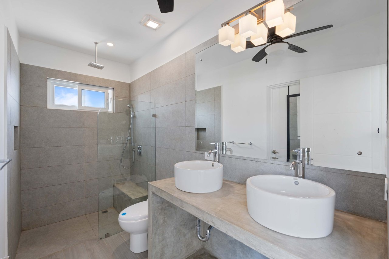 The Point 20 | Modern Elegance Meets Coastal Serenity – Home for Sale in Playa Avellanas!