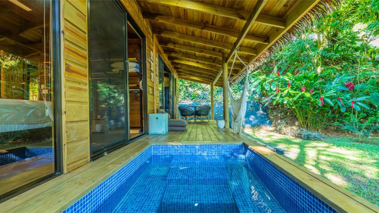 Solar Powered Coastal Luxury Estate, Dominical, Puntarenas