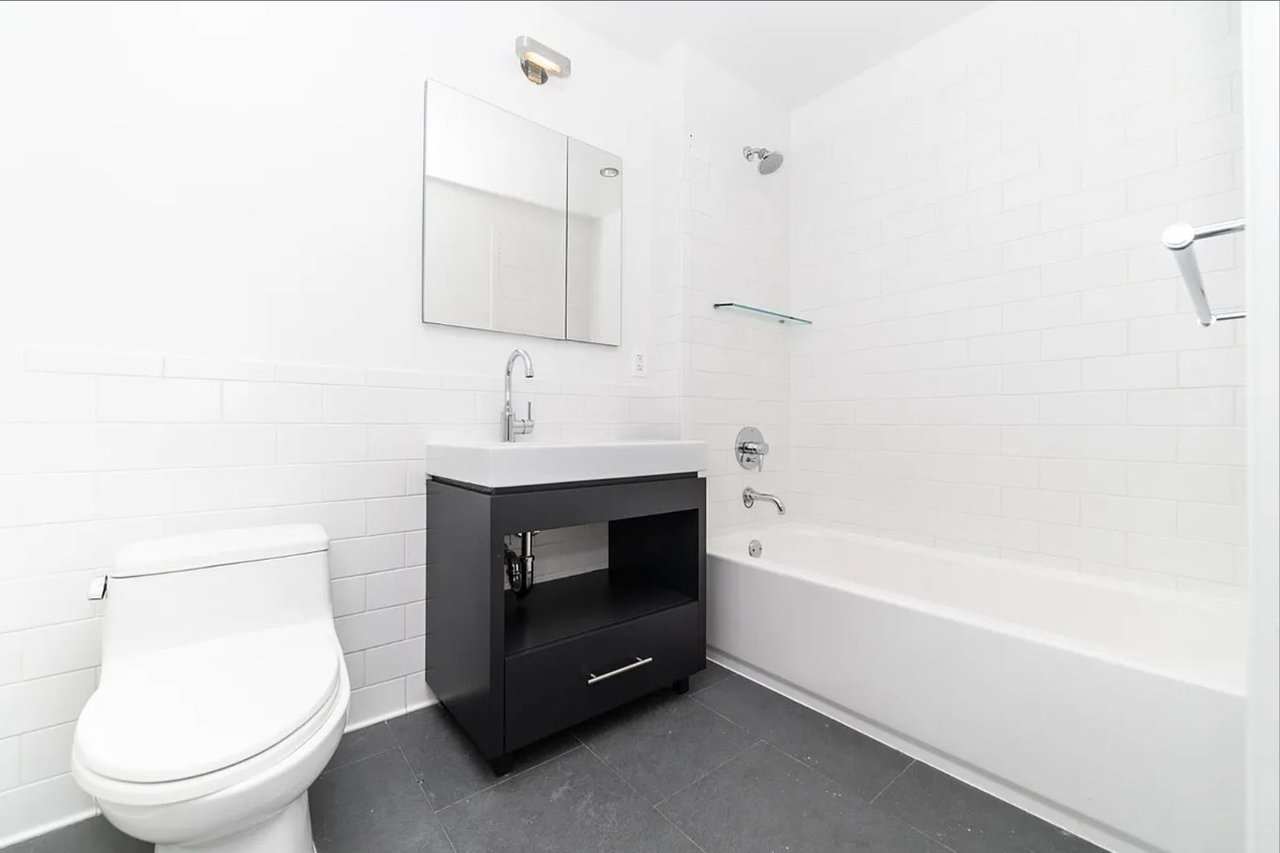 554 West 54th Street, Apt 26-N