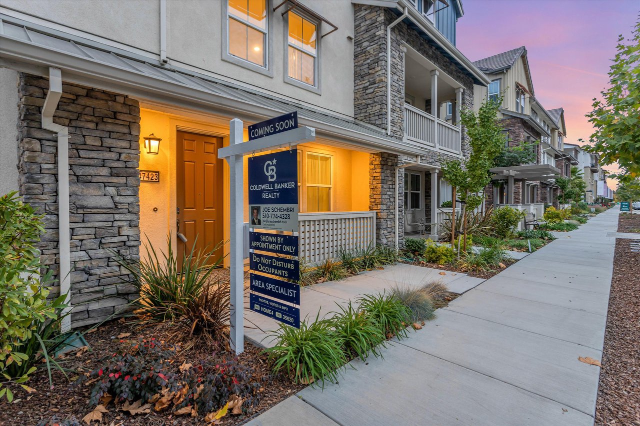47423 Mission Falls Ct