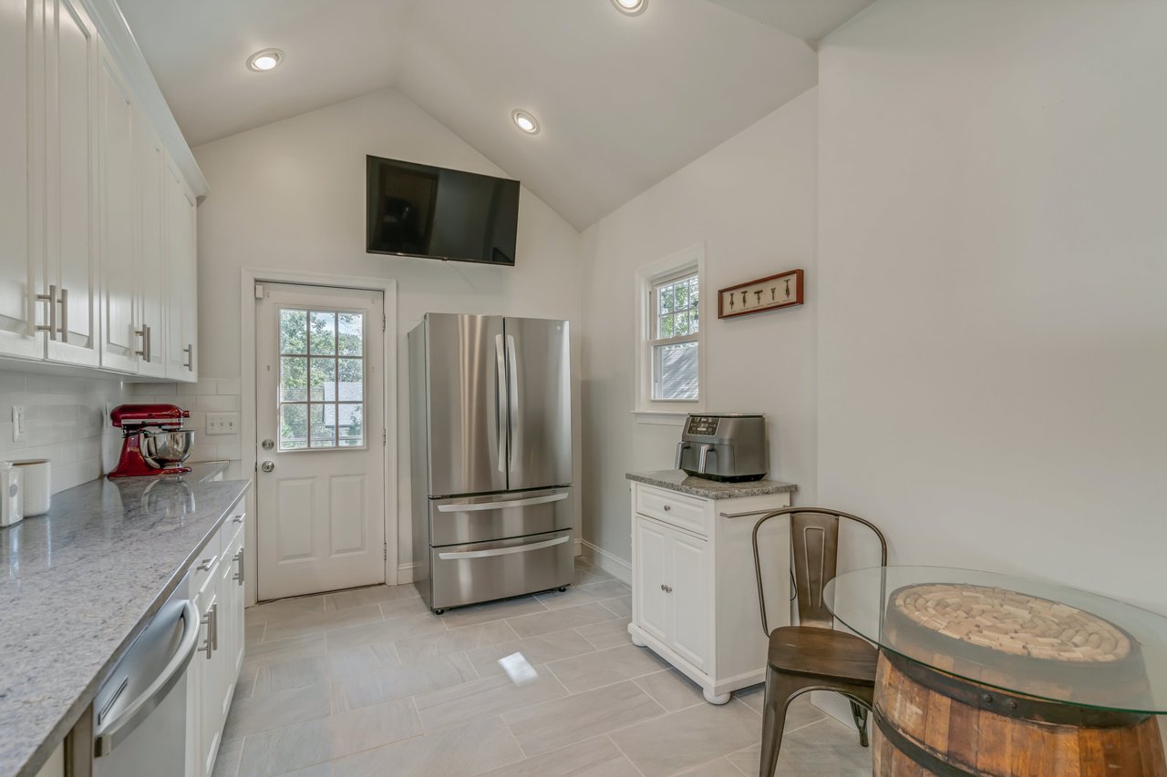 147 Pasadena Place