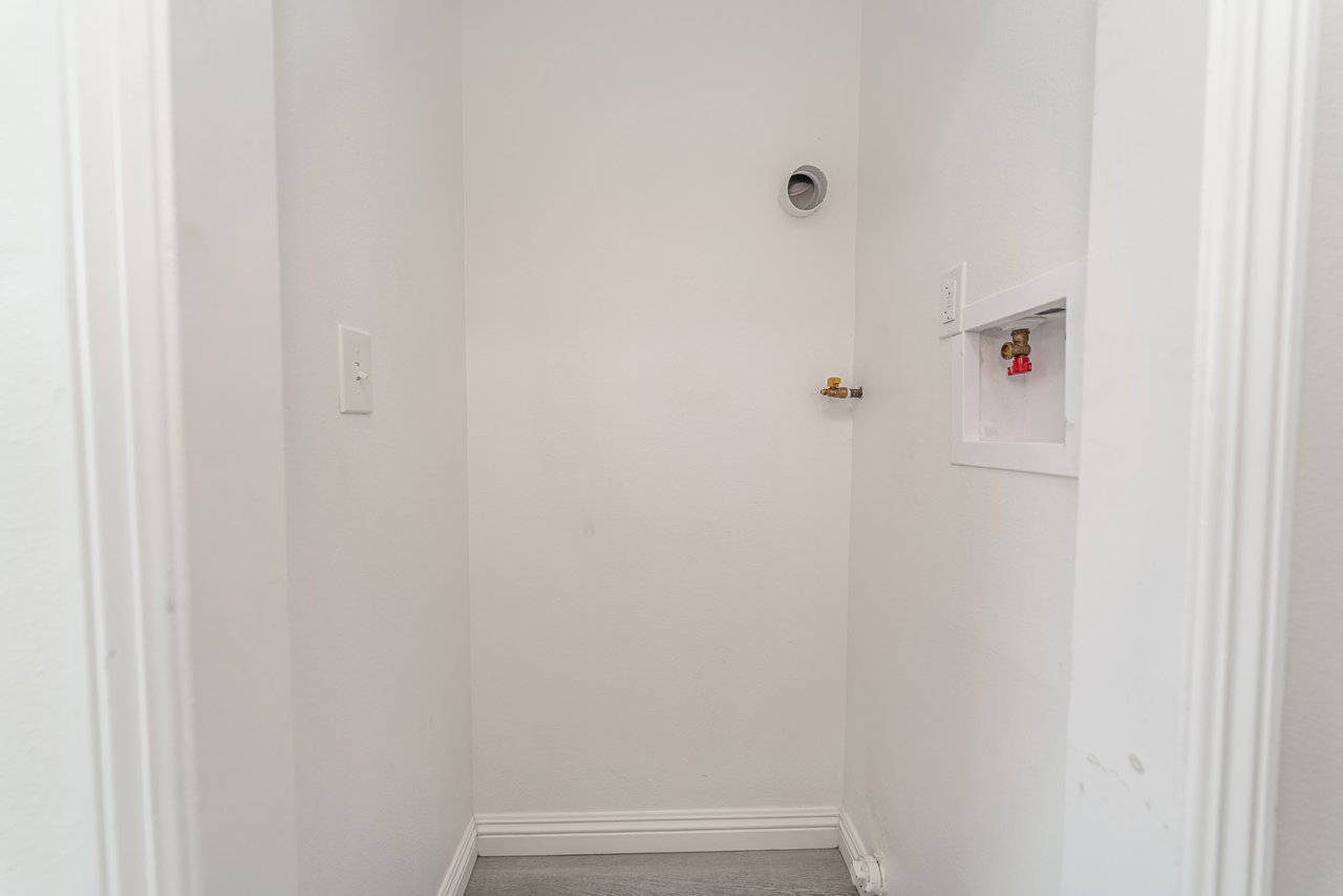 Menlo Ave Townhomes, Los Angeles | USC |  SOLD OUT