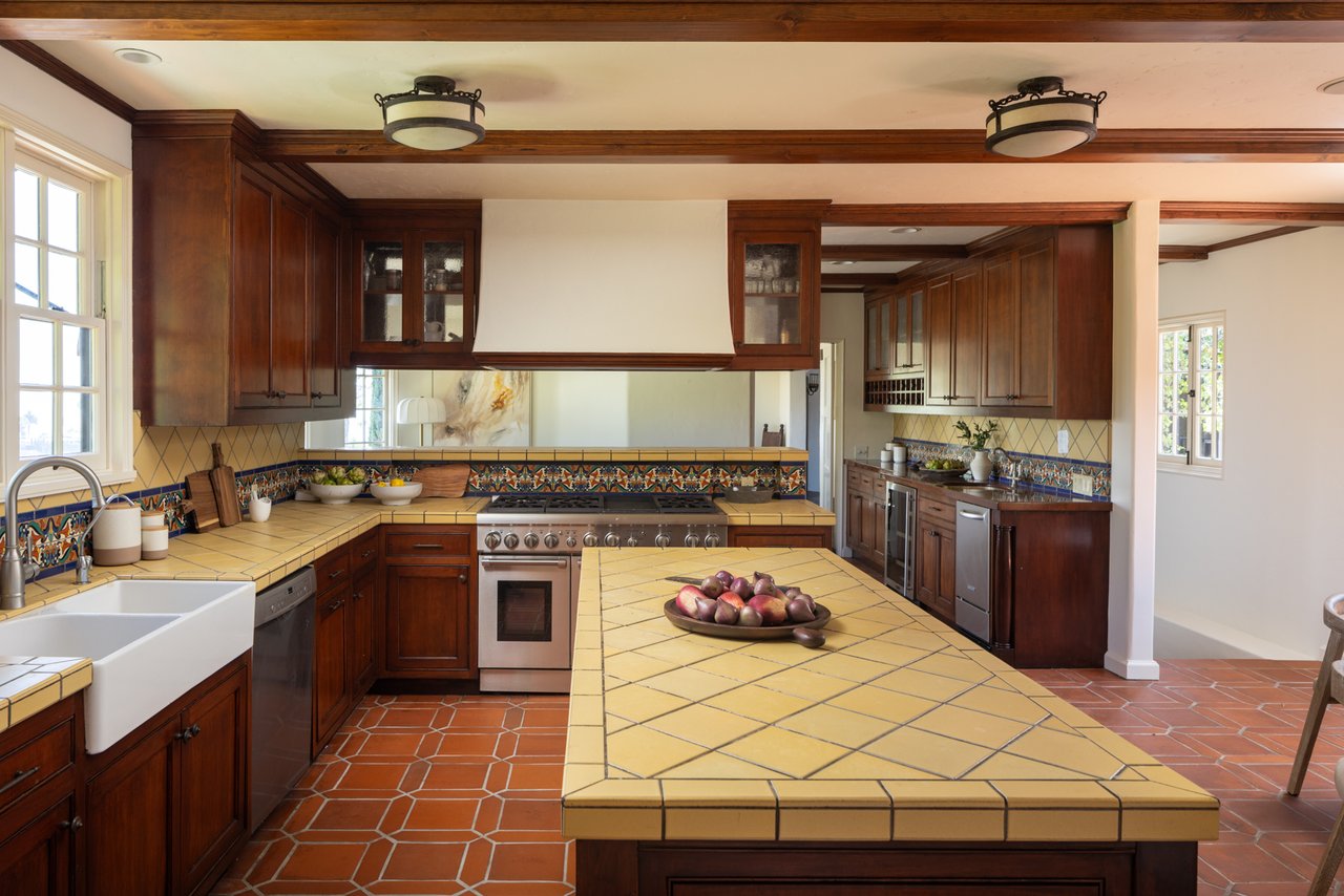 2311 Alto Oak Dr, Los Feliz