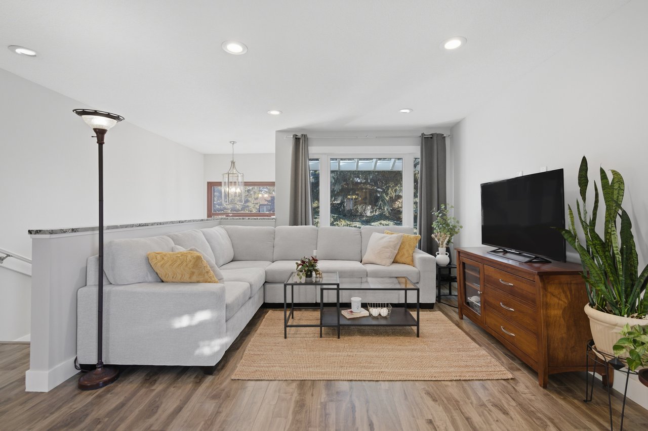 88 Woodfield Crescent SW