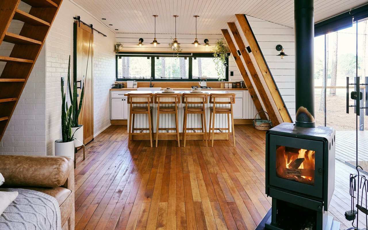 Achieving a Rustic Finish with Chalk Paint