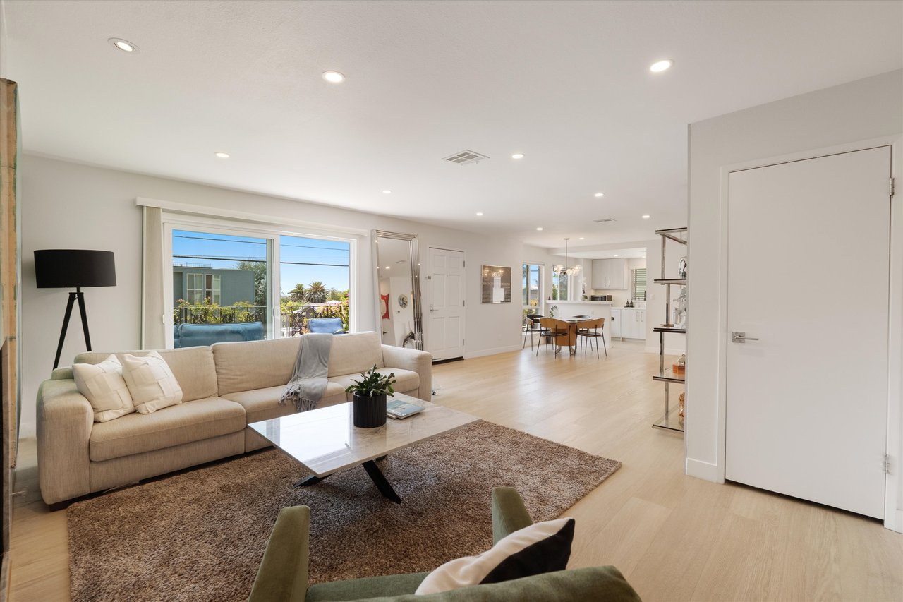 737 Pier Ave #1