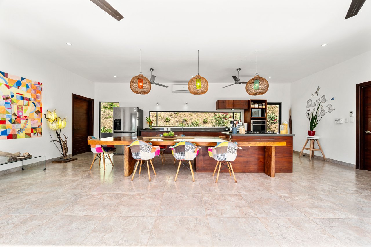 Mimi Lodge | Luxurious Mountain Retreat on 1.5 Acres Just 20 Minutes from Tamarindo