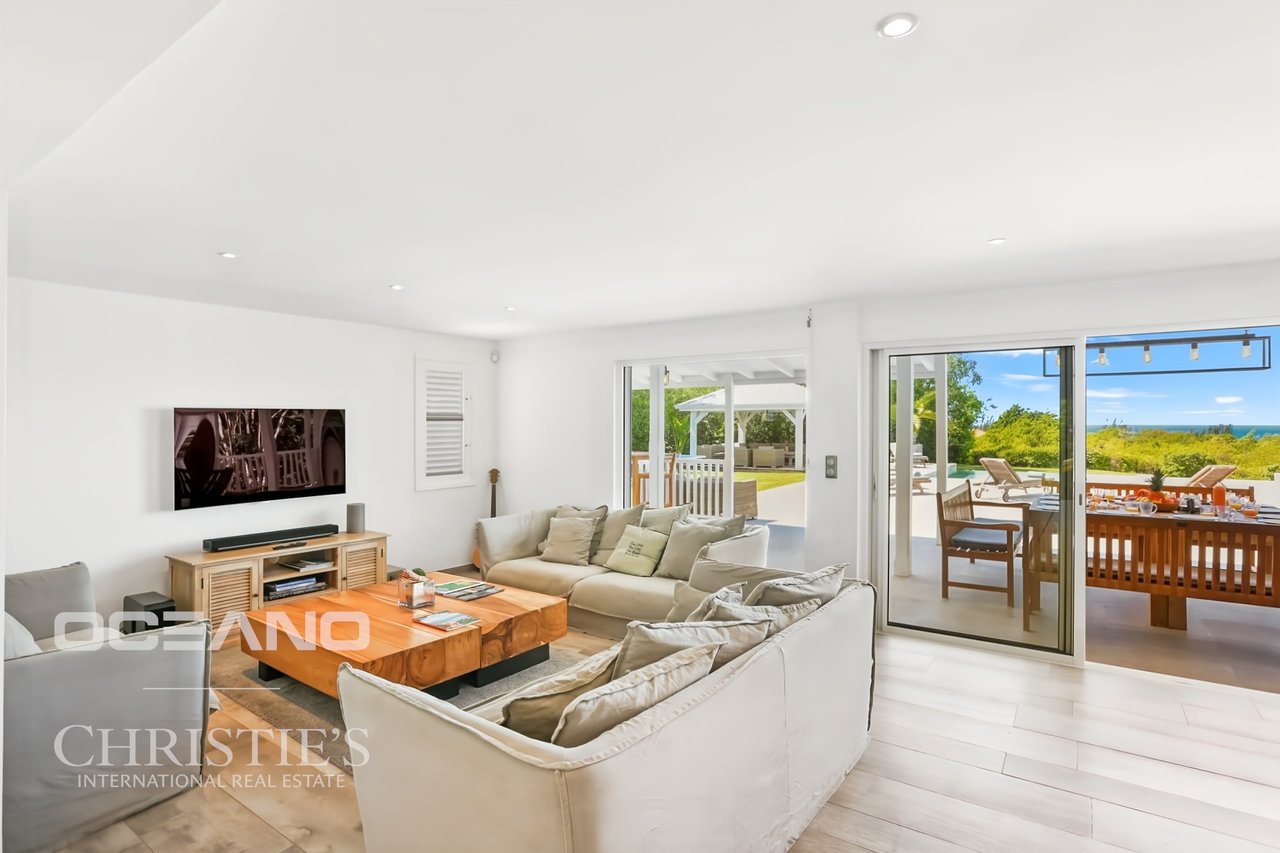 A Rare Property in the Heart of Terres Basses