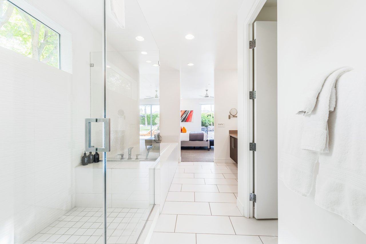51125 Evangeline Way - Villa 3