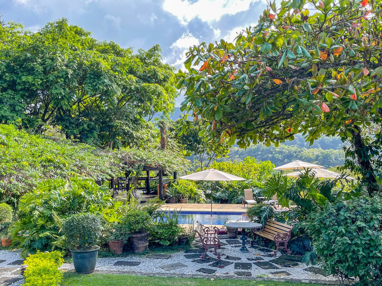 Fully Furnished Luxury Home