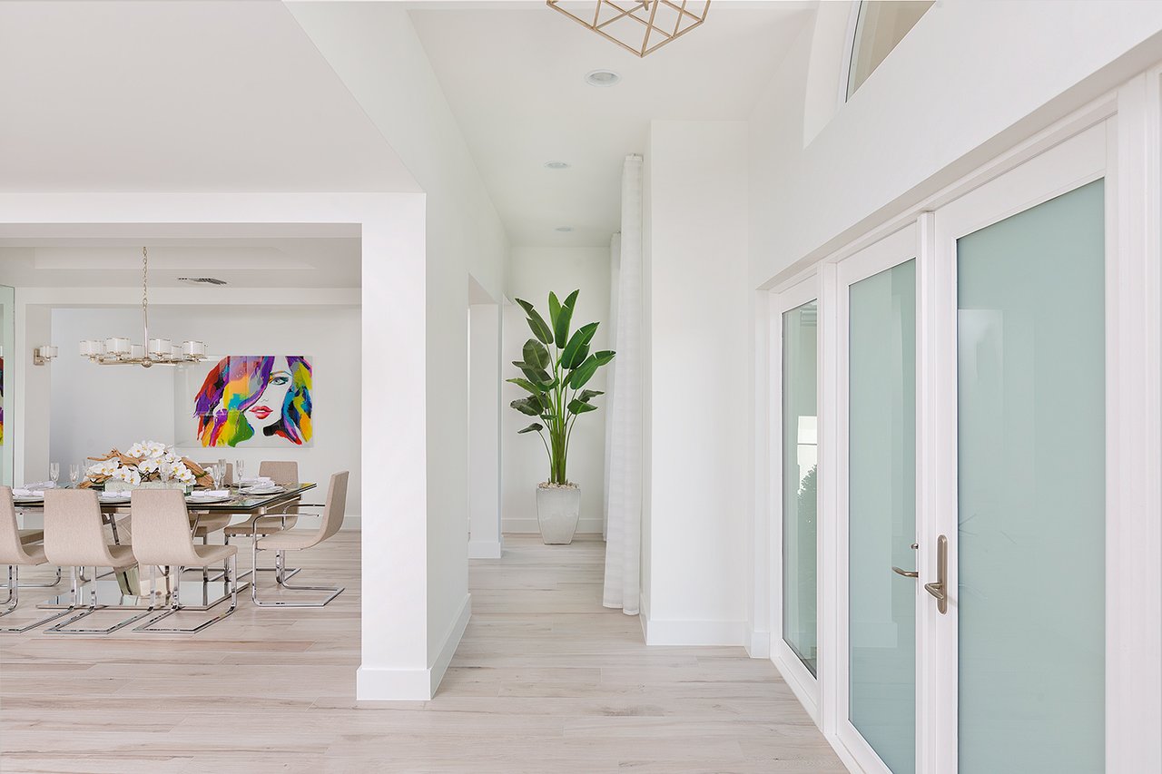 2367 Queen Palm Road
