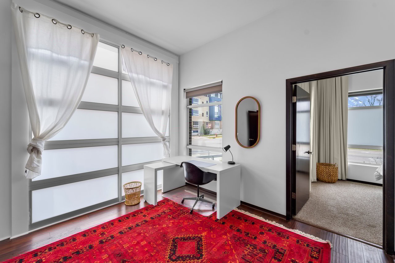 23 N Livingston Street