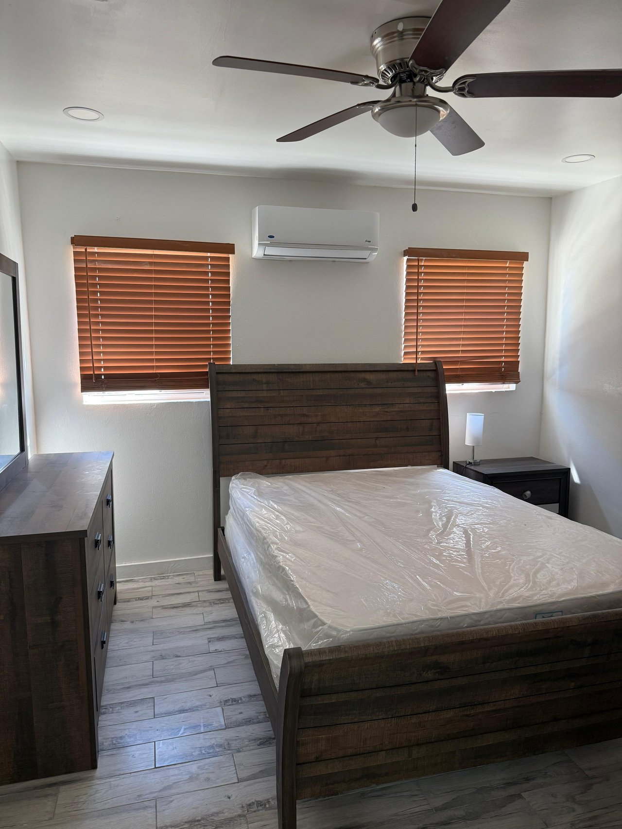 Apartment #2 Venice Bay Annex