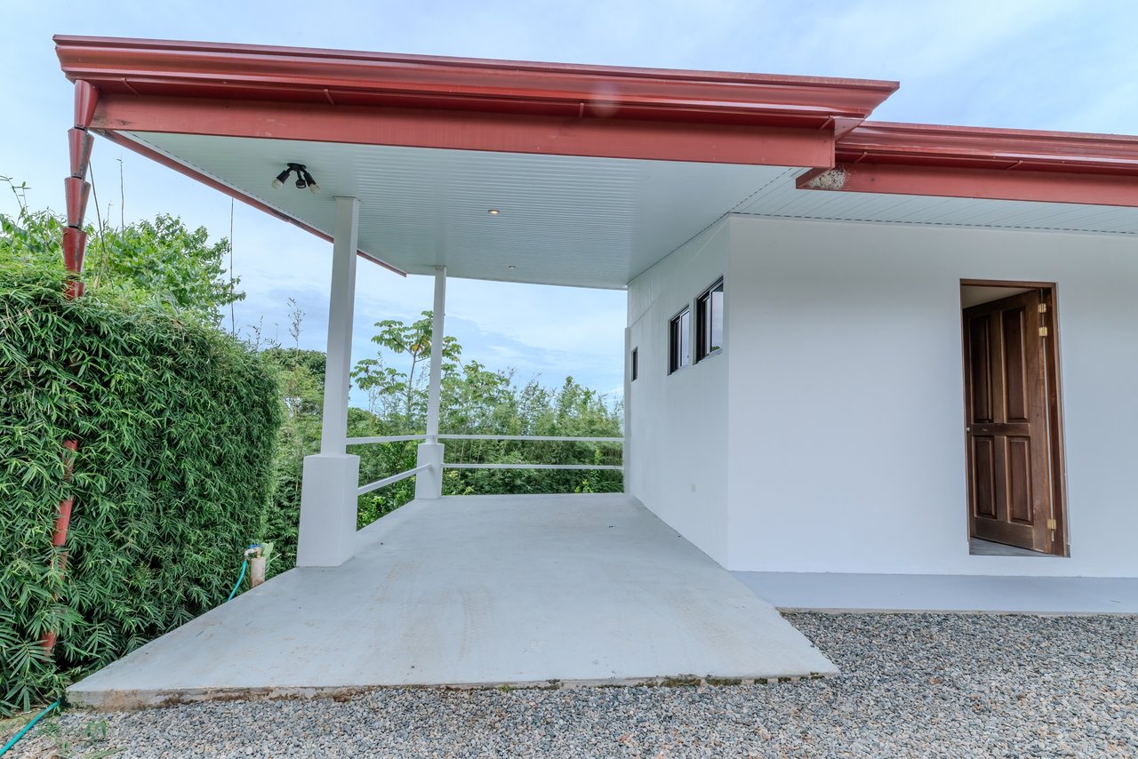 Casa Blanca – Ocean & Mountain View Home in Platanillo