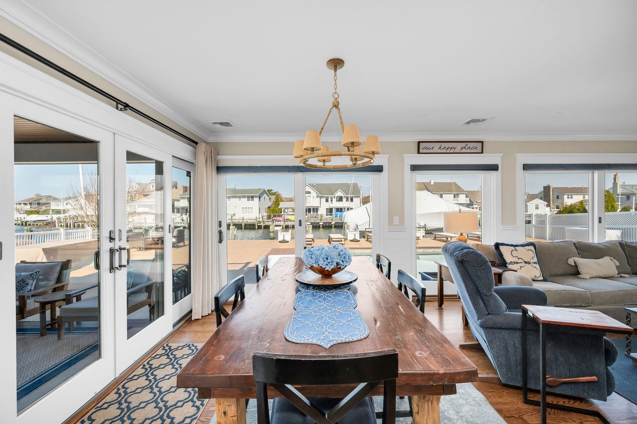 Exclusive Curtis Point Home with Pool