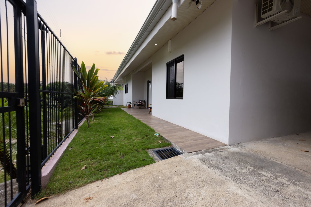 Turnkey Modern Home Near Quepos Marina – Move-In Ready! 2BDR&2BATHS