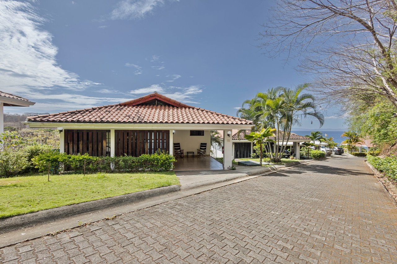 Beachfront Ocean View Villa, Papagayo, Guanacaste