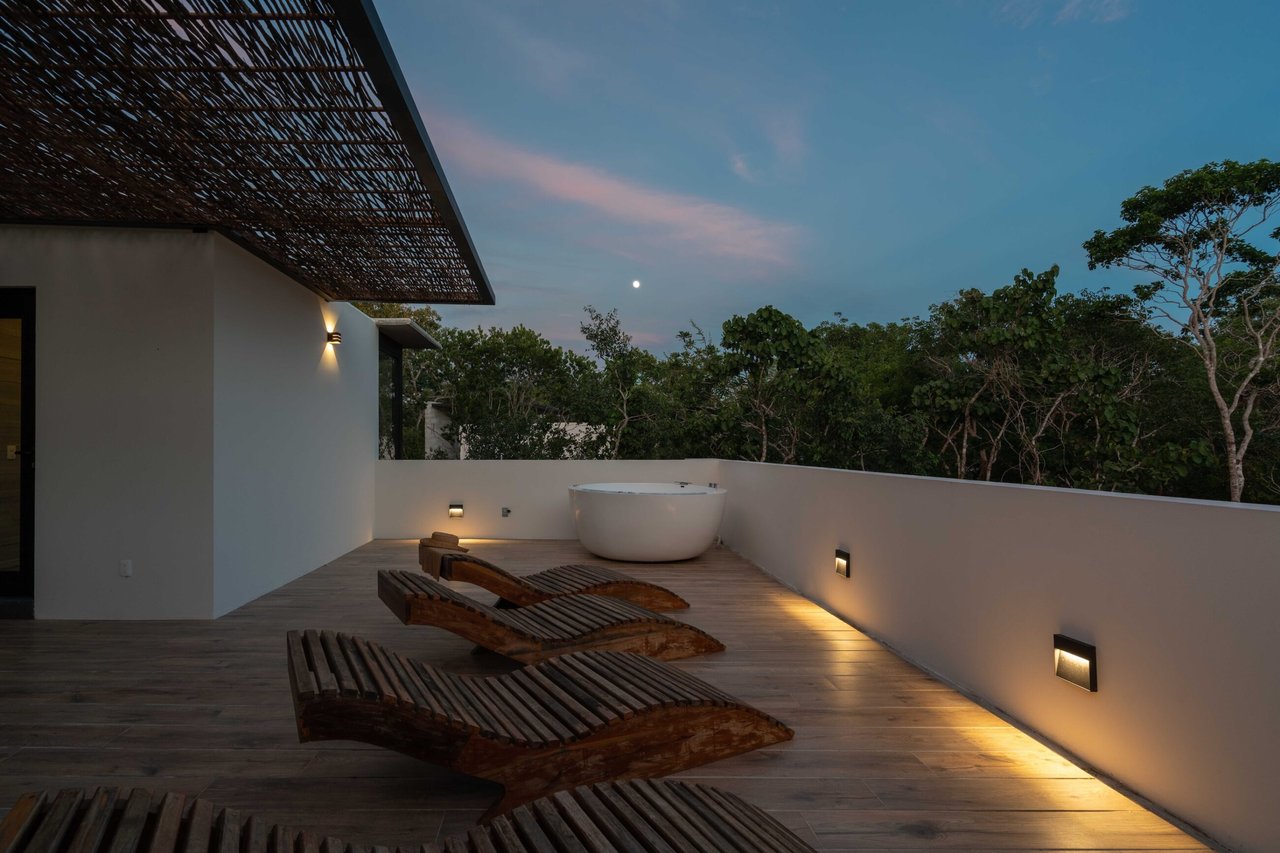 Villa 11  |  4 Bedroom with Large  Pool  in 12 O’Clock Tulum