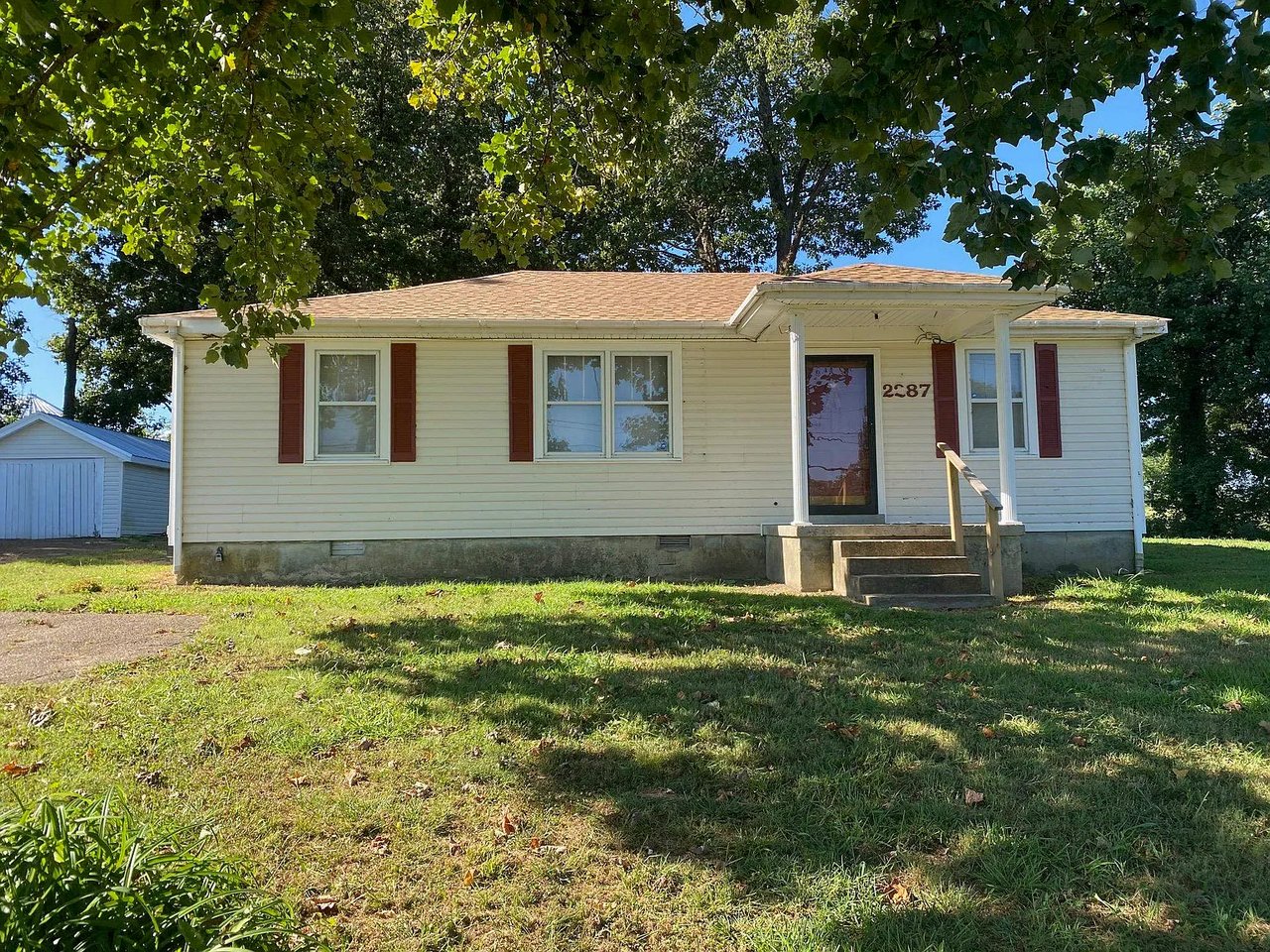 2287 Highway 54 E