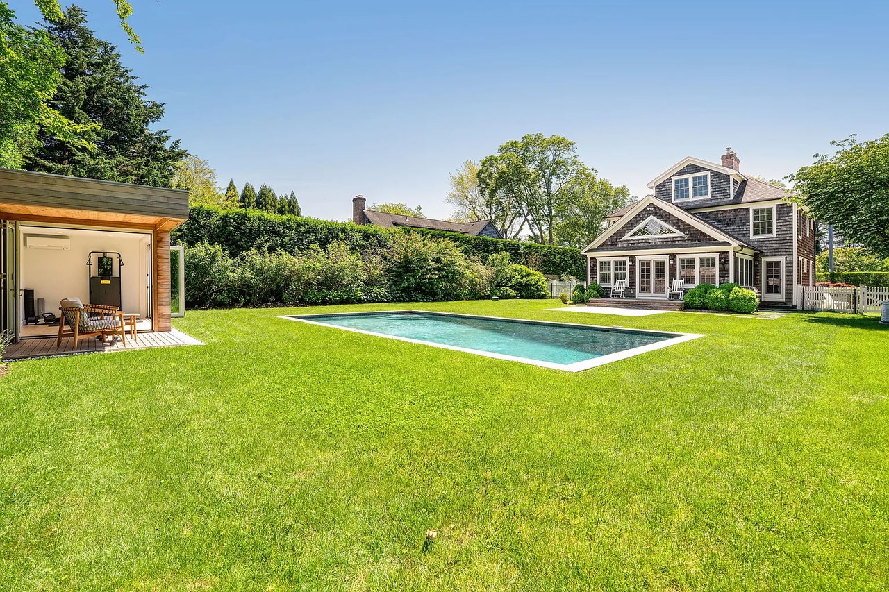 27 Halsey St