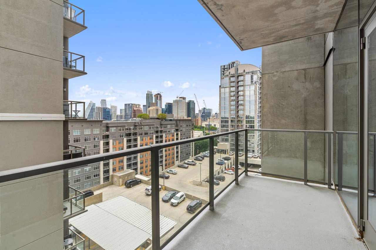 44 East Ave #1203