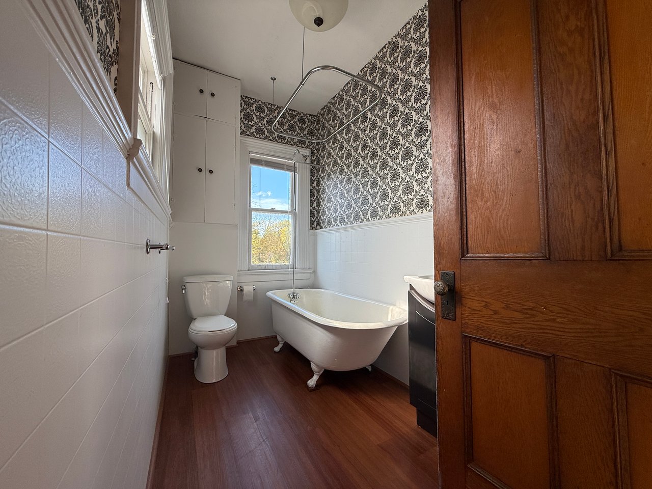 415 Davis Drive 1, Newmarket