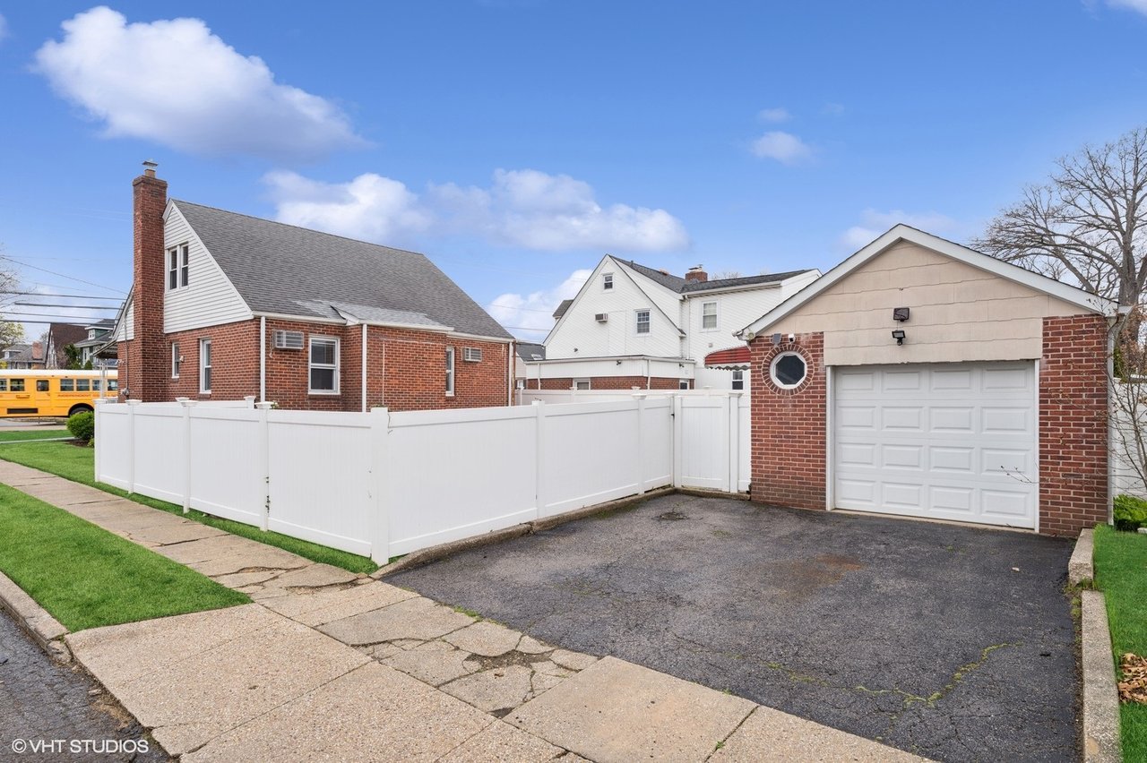 175 Emerson Place