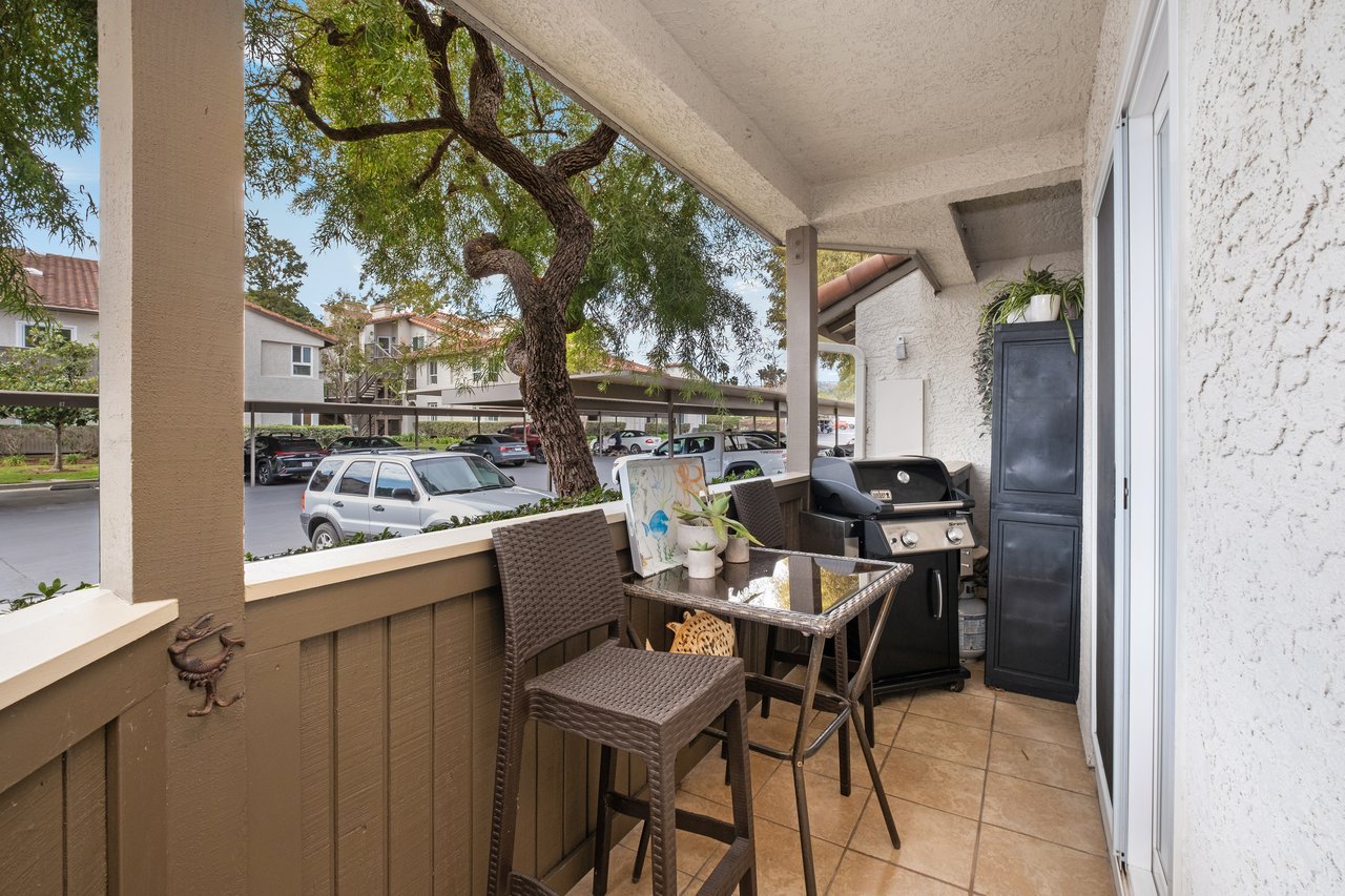 10 Corniche Drive D