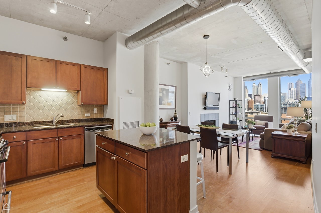 702 N Larabee Street unit 1206 