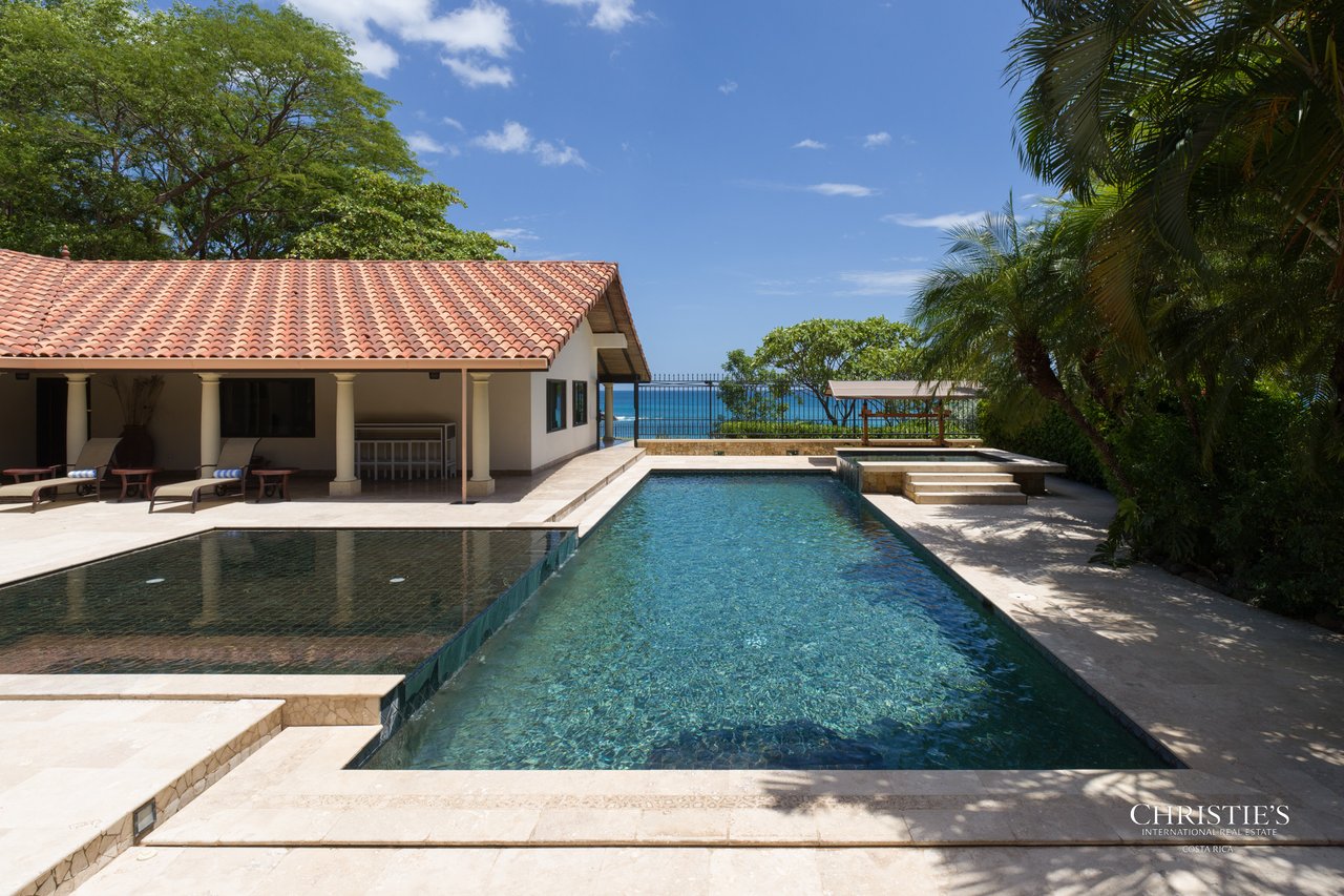 Casa Playa Bonita | Beachfront Luxury Estate in Playa Flamingo