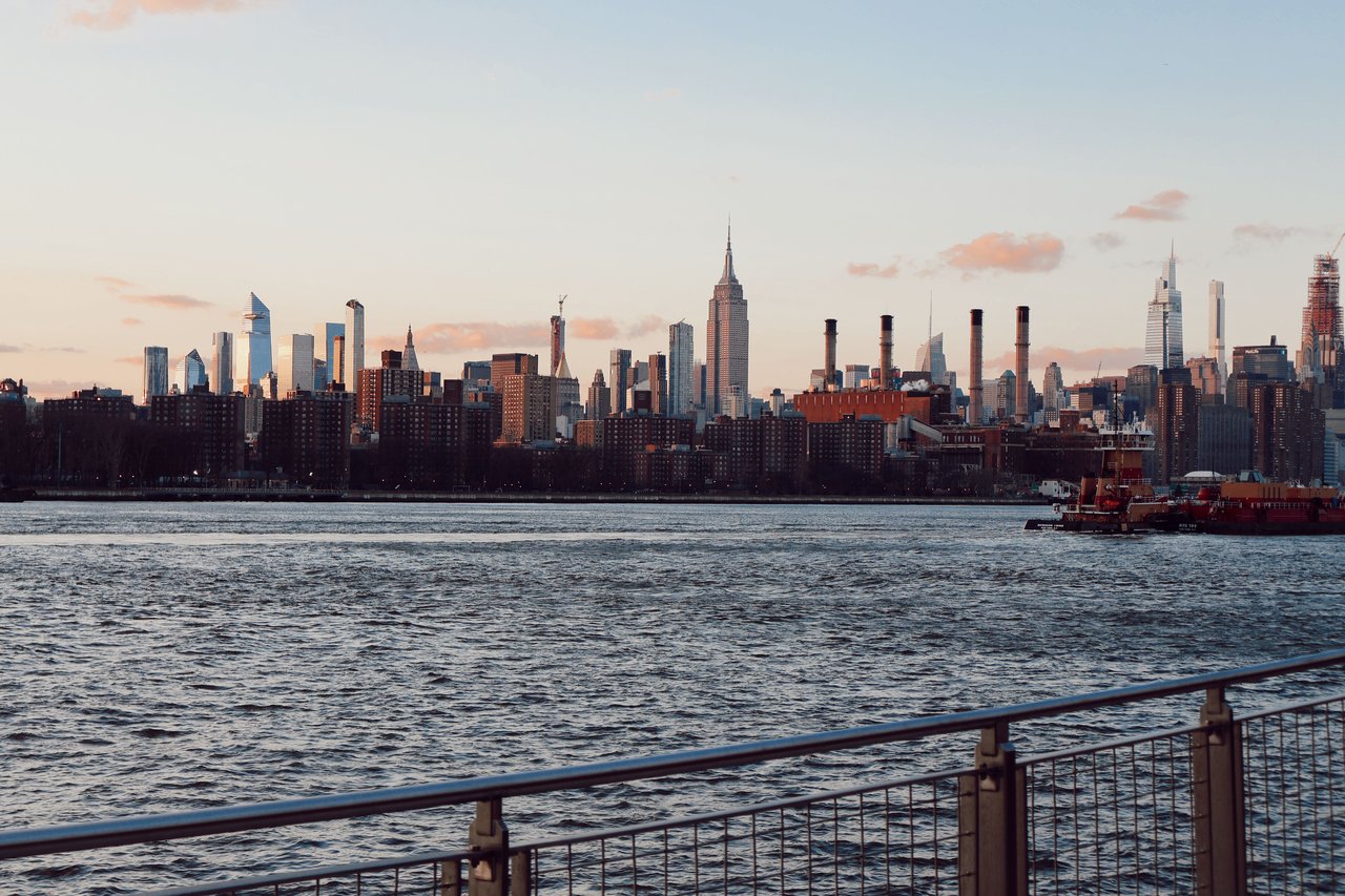 The Parviz Team works with Omani real estate professionals and international clients buying, selling, renting, and investing in New York City.