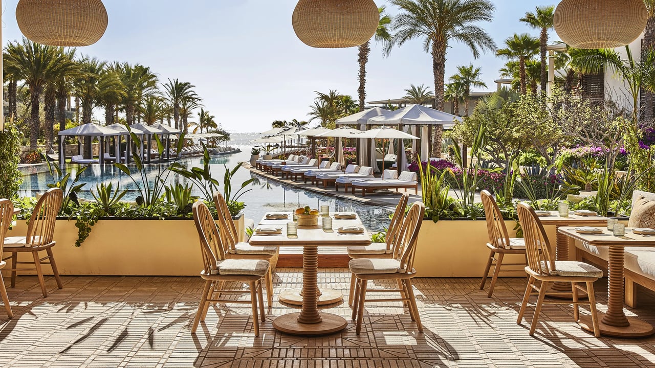Chileno Bay golf home overview highlighting resort lifestyle, coastal views, and luxury real estate in Los Cabos