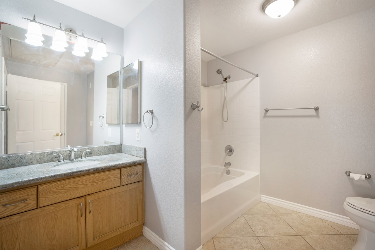 Madison Park Single Bedroom Condo | Murrieta