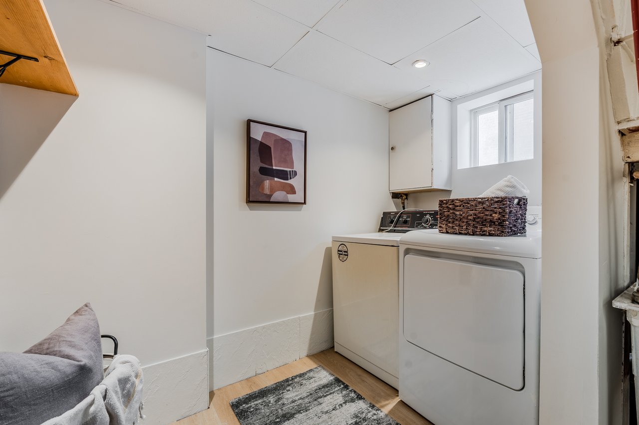 6 Evandale Rd