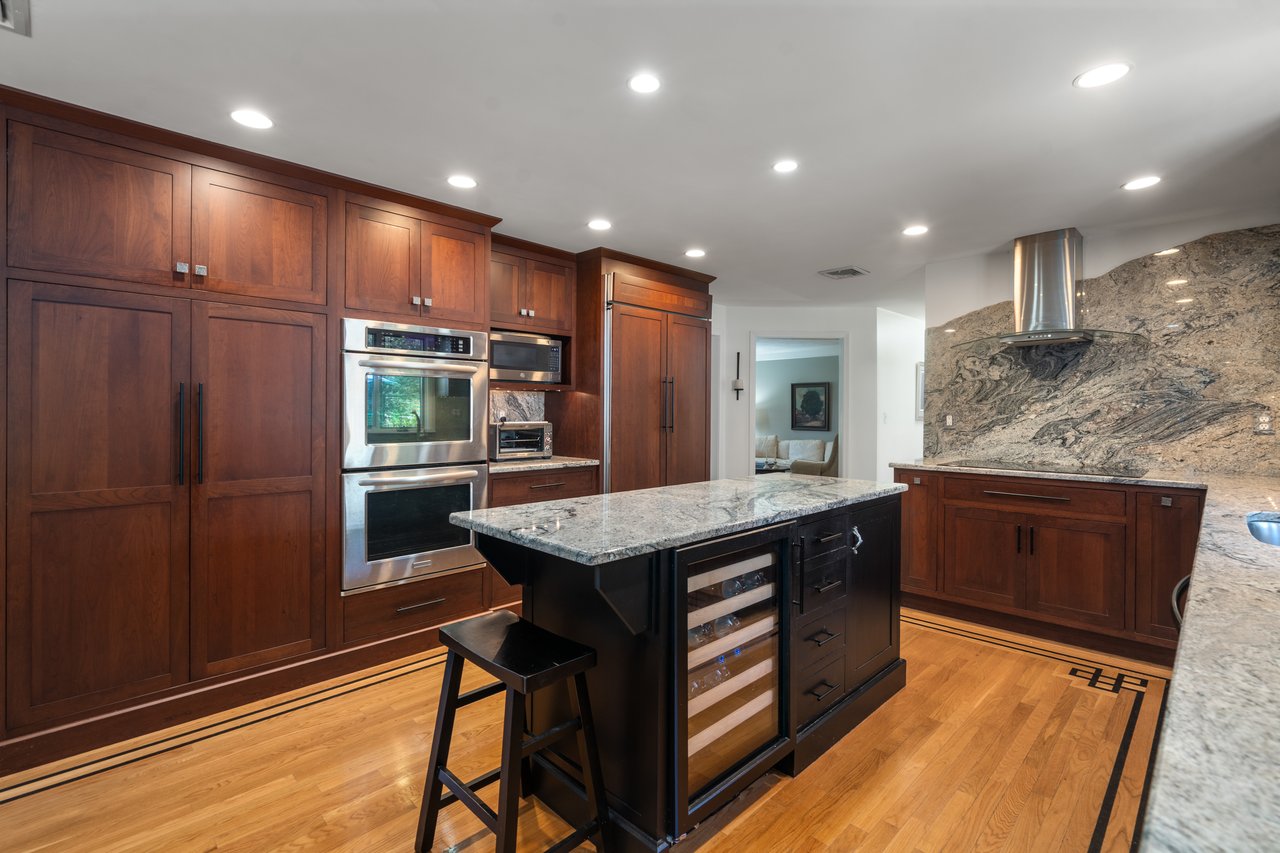 8 Ringbolt Road - Weir River Estuary | Hingham, MA