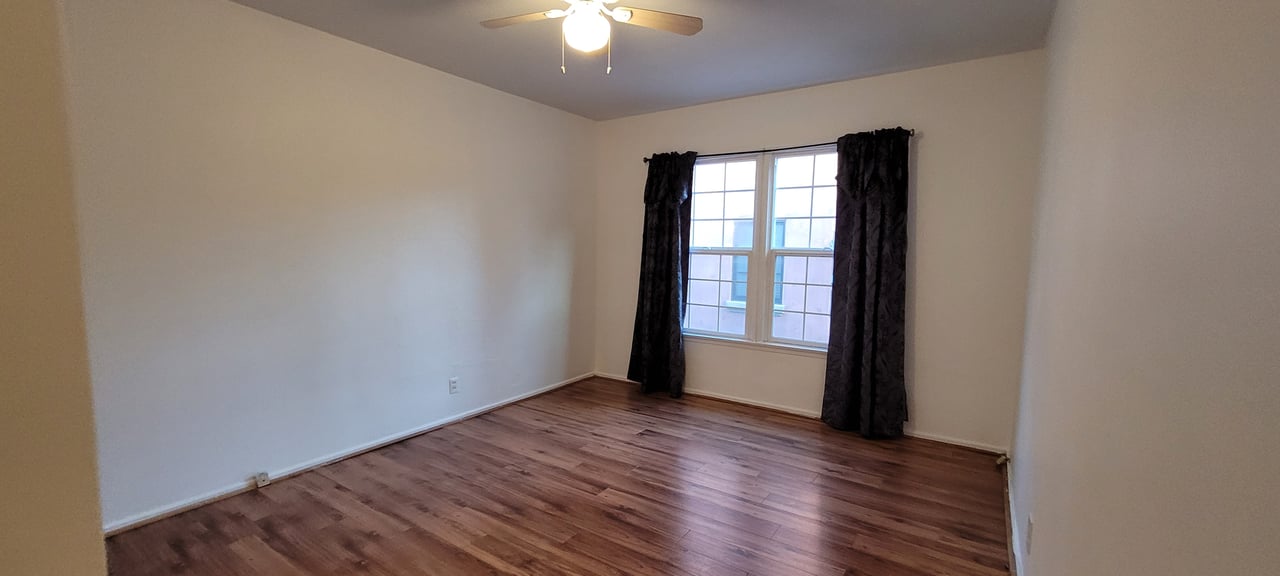 4 Units in Los Angeles